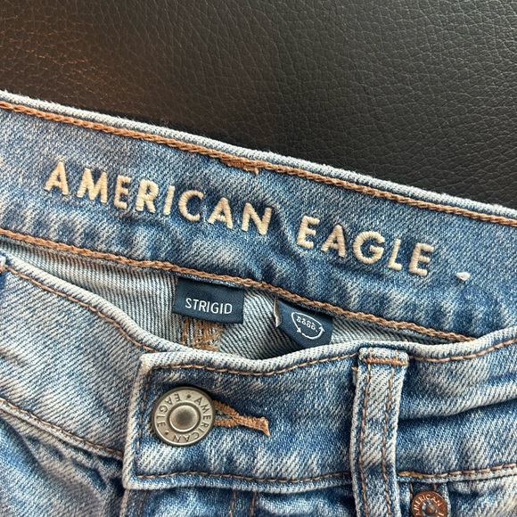 American Eagle Light Blue Strigid Denim - Picture 3 of 4